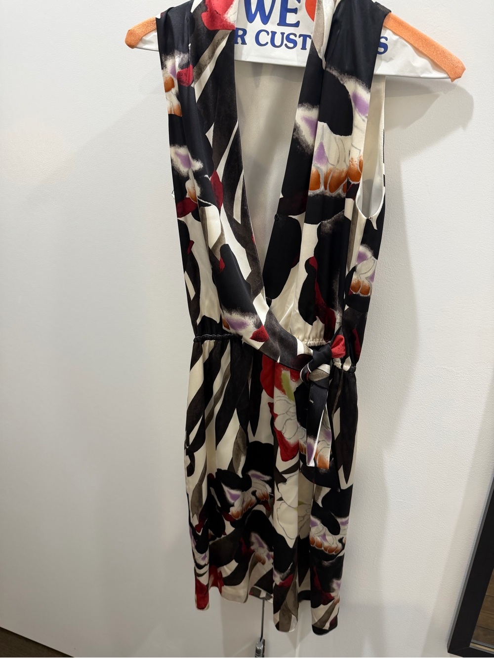 Elie Tahari Black, Cream & Red Silk dress size 4 wedding